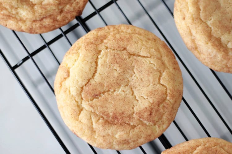 snickerdoodle cookie in cooling rack