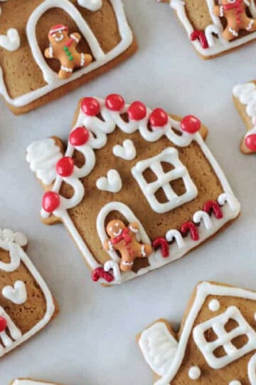 Decorated gingerbread house cookies