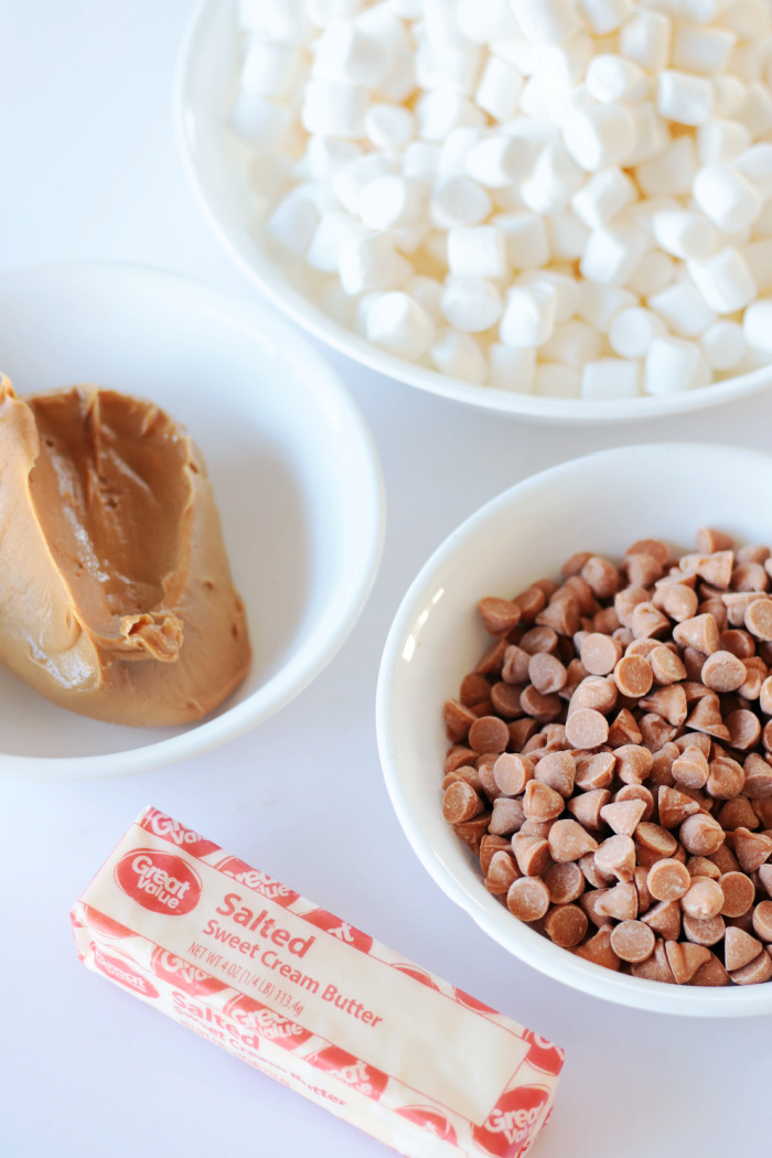 Peanut Butter Marshmallow Squares (4 Ingredients!) - Gluesticks Blog