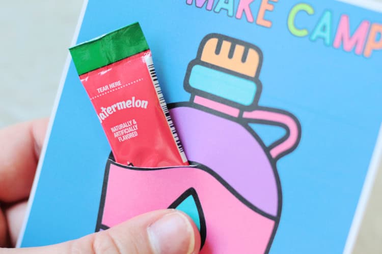 gift tag with slot cut into it for flavored water