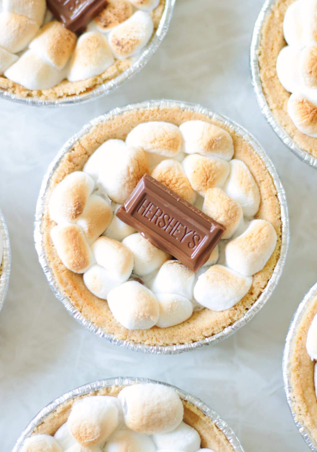 mini s'mores pies