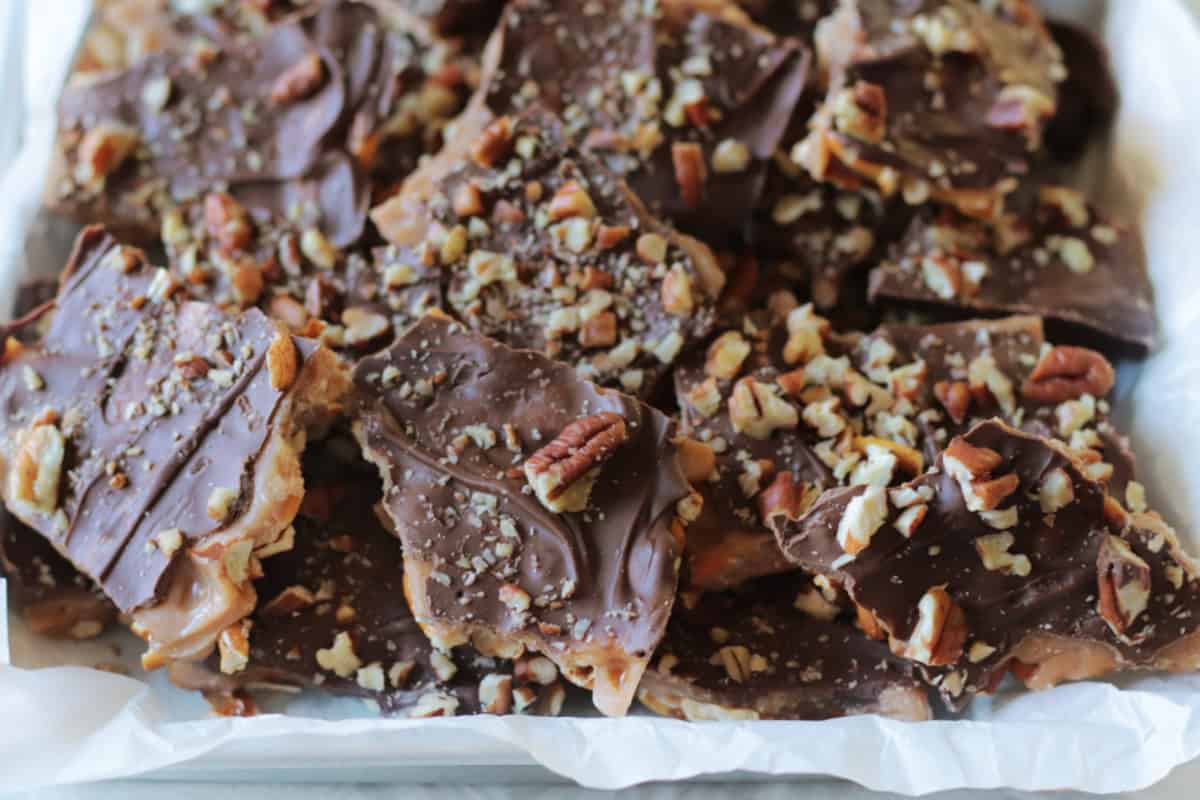 Tray of Christmas crack broken into pieces.