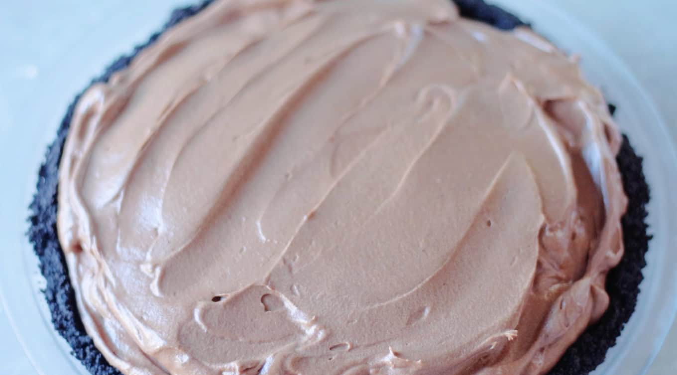 Chocolate crust with chocolate filling.