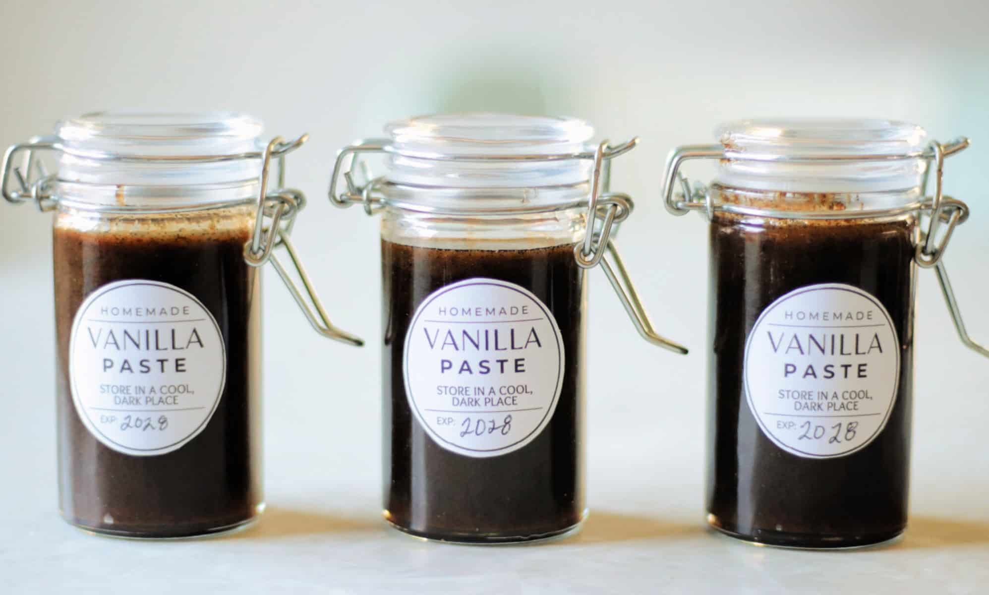3 small bottles of vanilla paste.