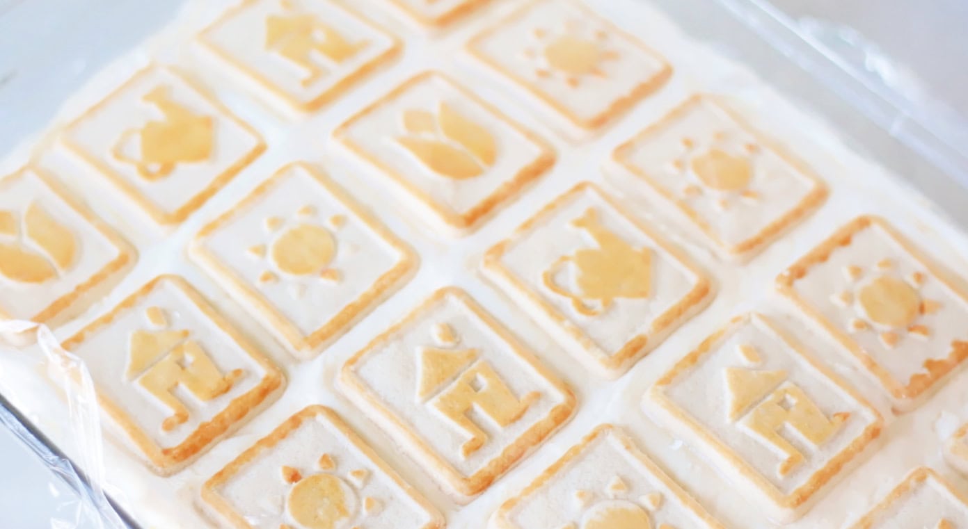 Baking dish of banana pudding.