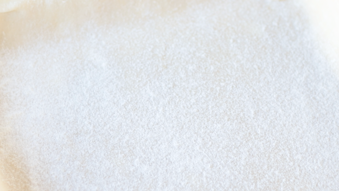 crust dust sprinkled over pie crust.