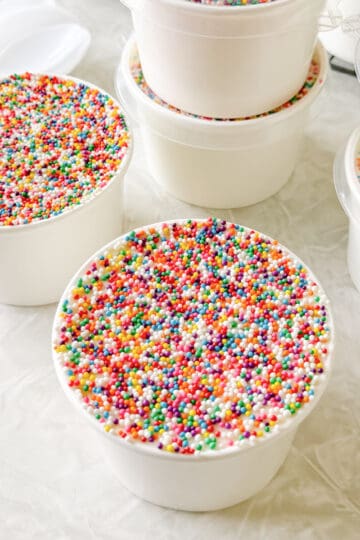 Dot cakes in dessert cups.