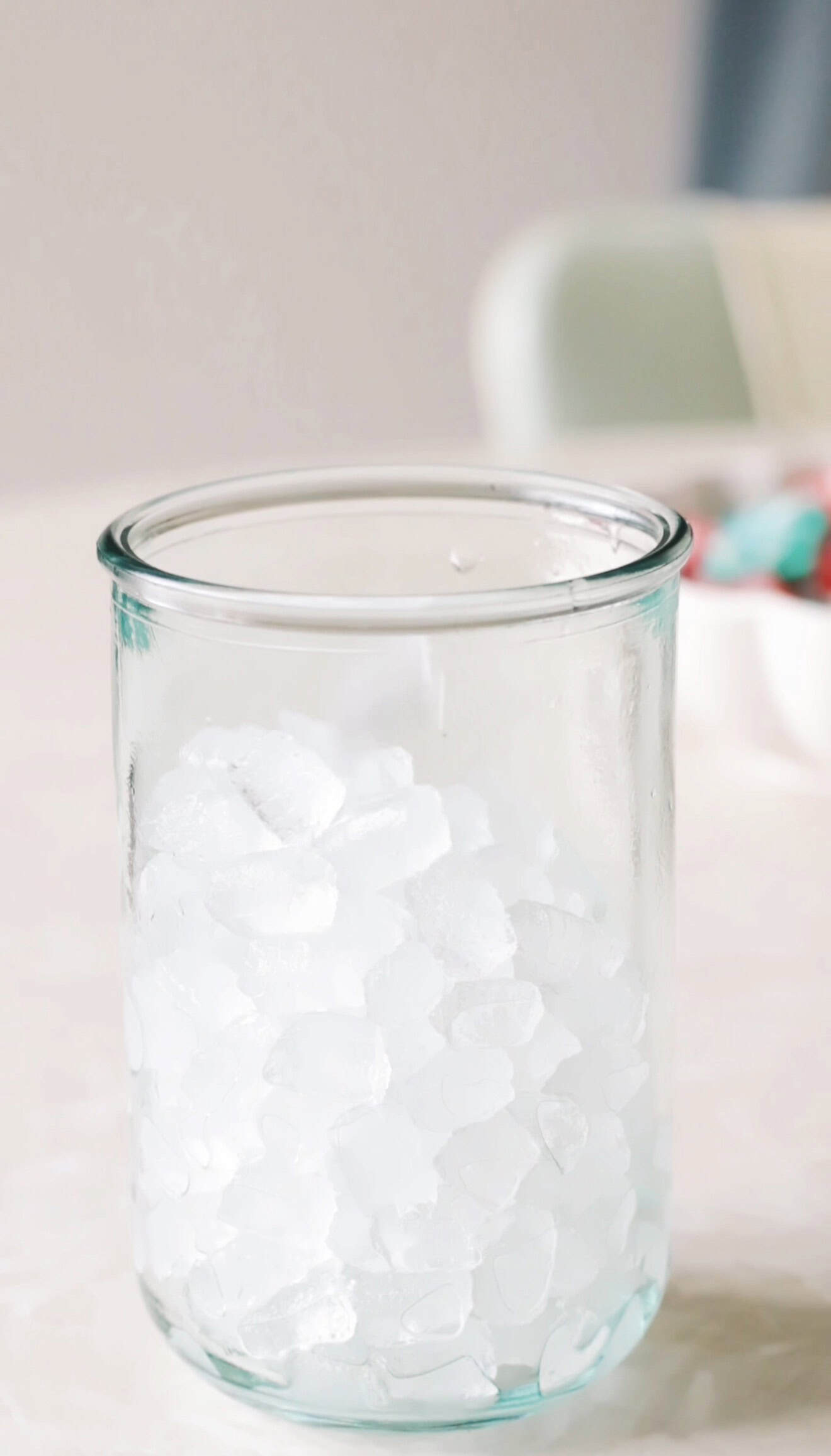 Glass of ice