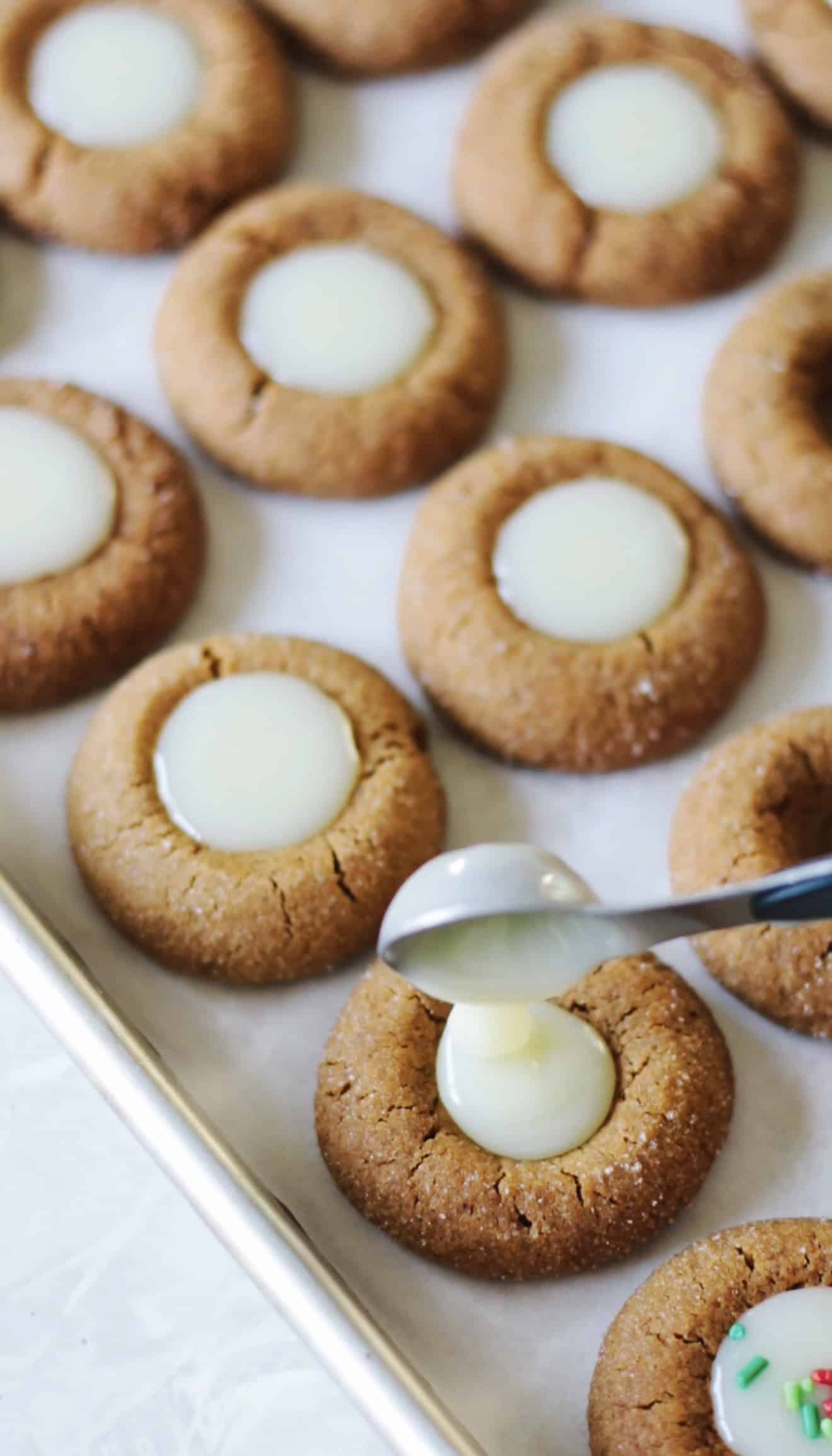 Cookies filled with white ganache.